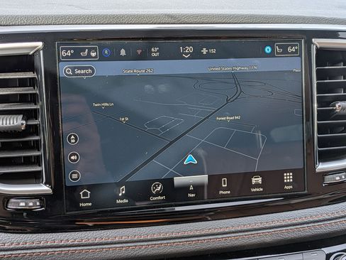 New 2026 Chrysler Pacifica Pinnacle w/ Trailer Tow Group image 23