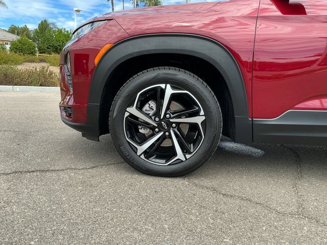 Used 2023 Chevrolet TrailBlazer RS FWD image 27
