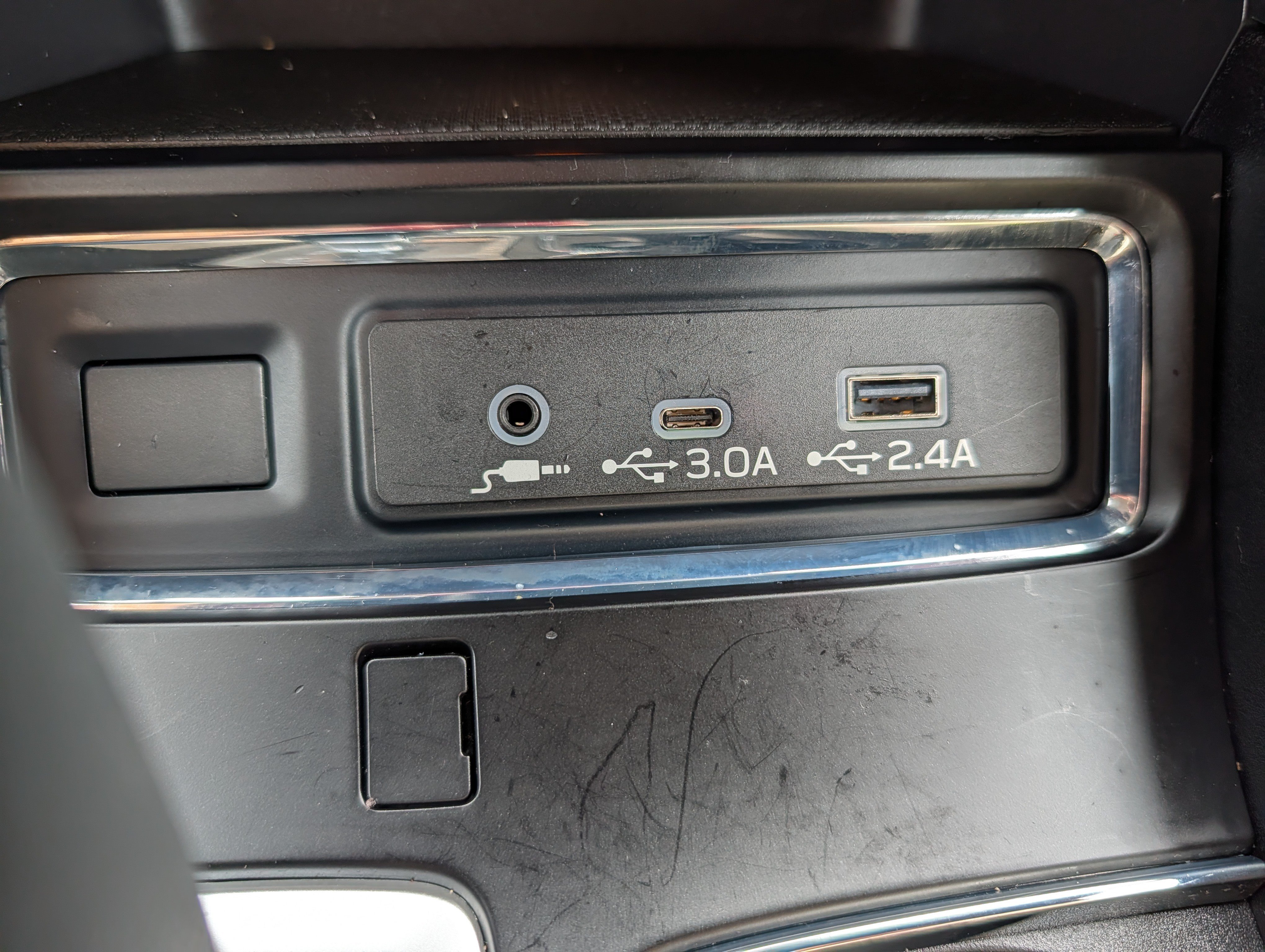Used 2025 Subaru Ascent Premium AWD/4WD image 33