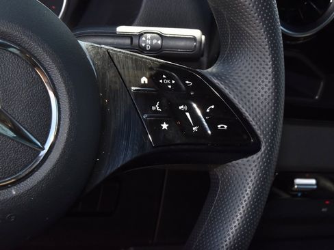 Used 2025 Mercedes-Benz Sprinter 2500 image 26