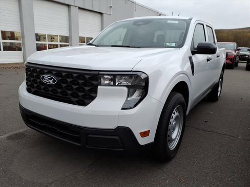 New 2025 Ford Maverick XL w/ Equipment Group 101A image 6