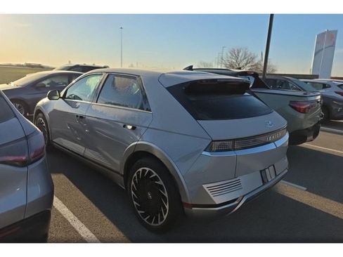 Used 2023 Hyundai Ioniq 5 Limited image 4