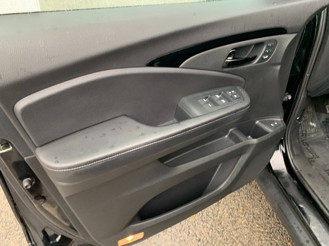 Used 2023 Honda Passport Elite image 25