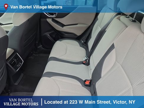 Used 2021 Subaru Forester Premium AWD/4WD image 26
