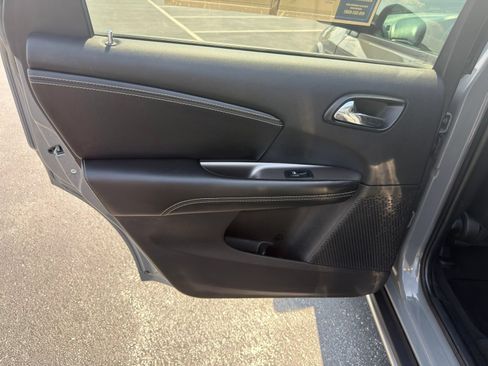 Used 2019 Dodge Journey Crossroad FWD image 22