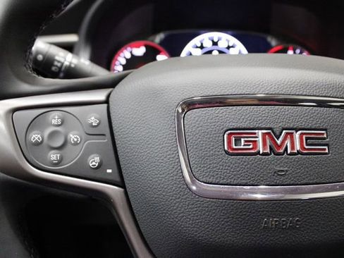 Used 2023 GMC Acadia AT4 w/ Technology Package image 34