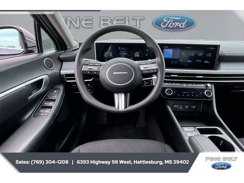 Used 2025 Hyundai Sonata SEL FWD image 5