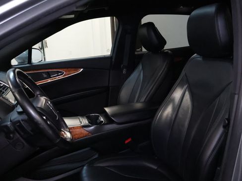 Used 2020 Lincoln Nautilus Reserve AWD/4WD image 16