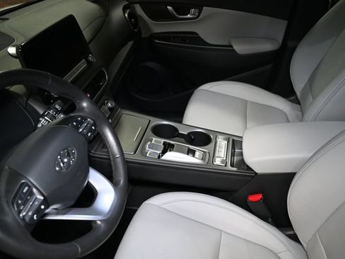 Used 2023 Hyundai Kona Limited w/ Cargo Package FWD image 24