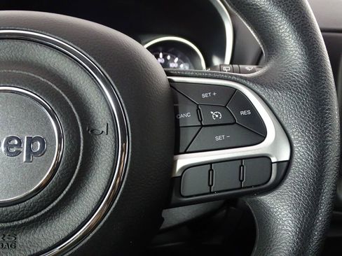 Used 2018 Jeep Compass Sport w/ Mopar Graphics Package image 24