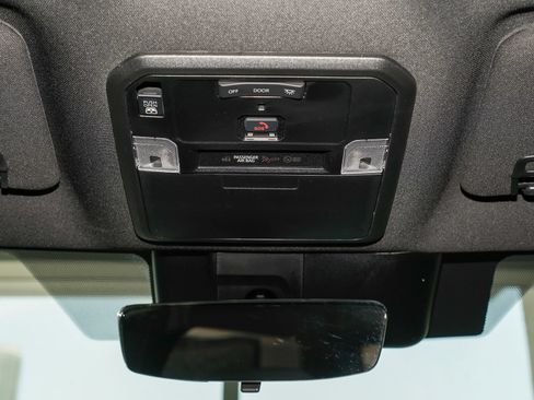 Used 2025 Toyota Tundra SR5 w/ SR5 Convenience Package AWD/4WD image 26