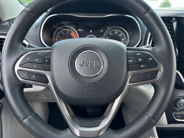Used 2019 Jeep Cherokee Limited AWD/4WD image 21