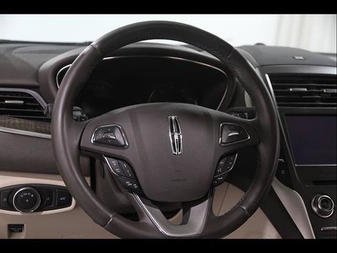 Used 2019 Lincoln MKC Reserve AWD/4WD image 8