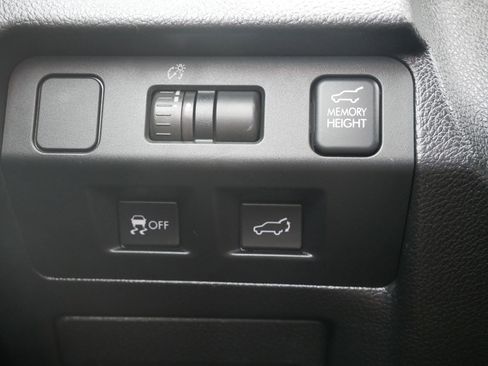 Used 2014 Subaru Forester 2.5i Limited w/ Popular Package #2 image 26