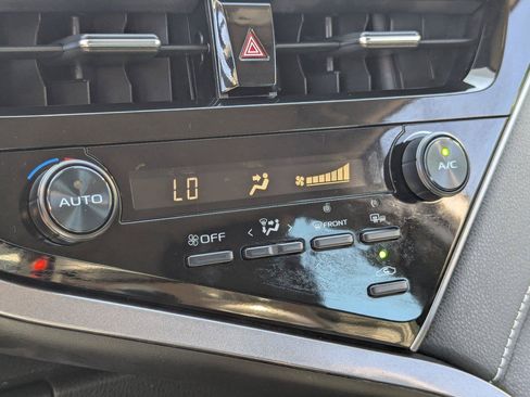 Used 2024 Toyota Camry SE FWD image 19