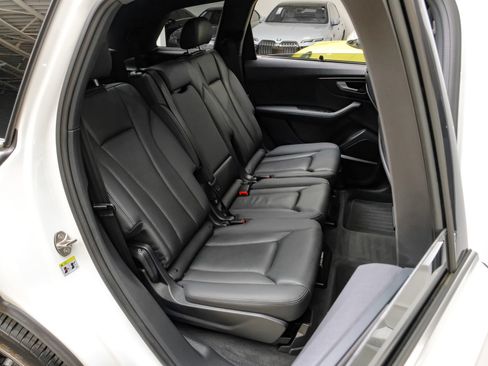 Used 2023 Audi Q7 2.0T Premium Plus w/ Premium Plus Package AWD/4WD image 39