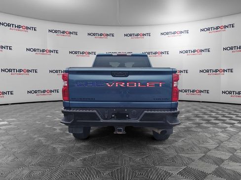 Used 2025 Chevrolet Silverado 2500 Custom w/ Custom Convenience Package AWD/4WD image 5