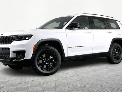 New 2025 Jeep Grand Cherokee L Laredo