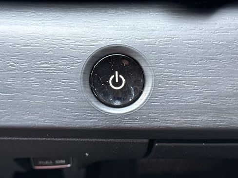 Certified 2024 Nissan Ariya AWD image 22