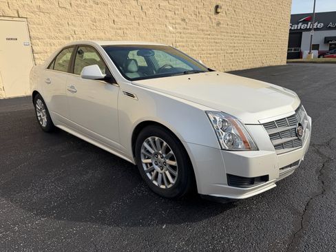 Used 2010 Cadillac CTS Luxury image 5