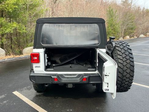 Used 2021 Jeep Wrangler Unlimited Sport image 23