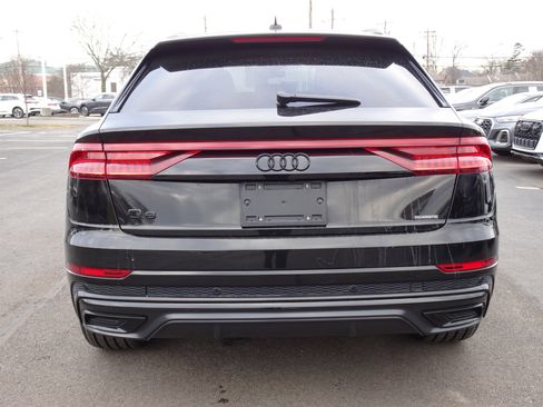 Used 2023 Audi Q8 Premium Plus w/ Premium Plus Package image 4