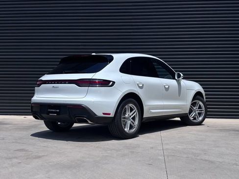 Certified 2026 Porsche Macan AWD/4WD image 7