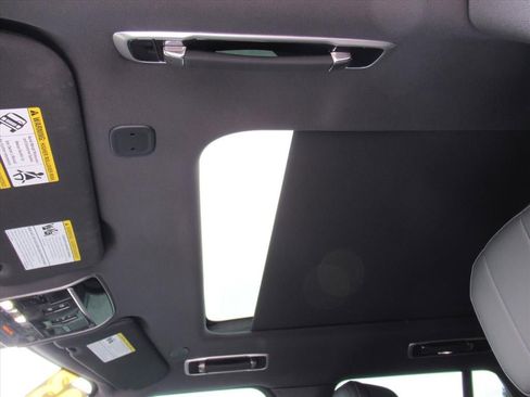 Used 2023 Land Rover Range Rover SE AWD/4WD image 20