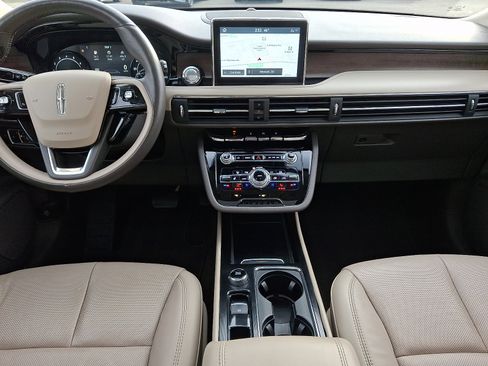 Used 2020 Lincoln Corsair Reserve w/ Equipment Group 201A image 15