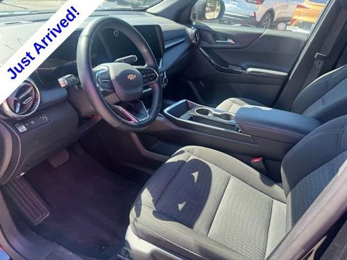 Used 2025 Chevrolet Equinox LT FWD image 10