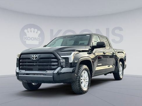 Used 2023 Toyota Tundra SR5 image 1