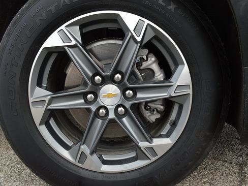 Used 2025 Chevrolet Blazer LT w/ Driver Confidence Package image 17