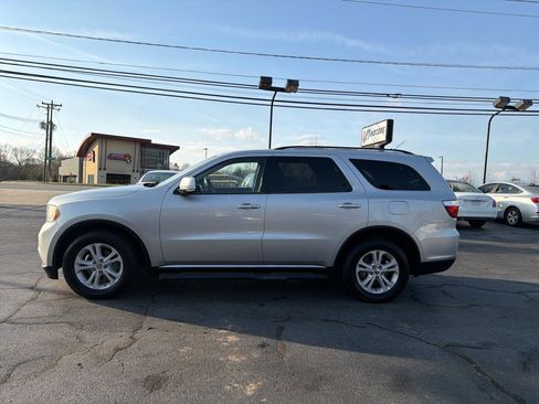 Used 2011 Dodge Durango Crew w/ Entry Nav/Commuter Group image 2