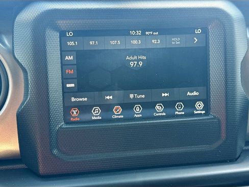 Used 2023 Jeep Wrangler Unlimited AWD/4WD image 16