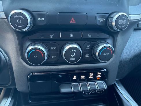 Used 2020 RAM 1500 Big Horn AWD/4WD image 29