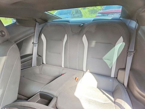 Used 2022 Chevrolet Camaro LT RWD image 6