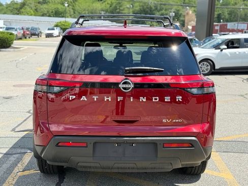 Used 2023 Nissan Pathfinder SV AWD/4WD image 5