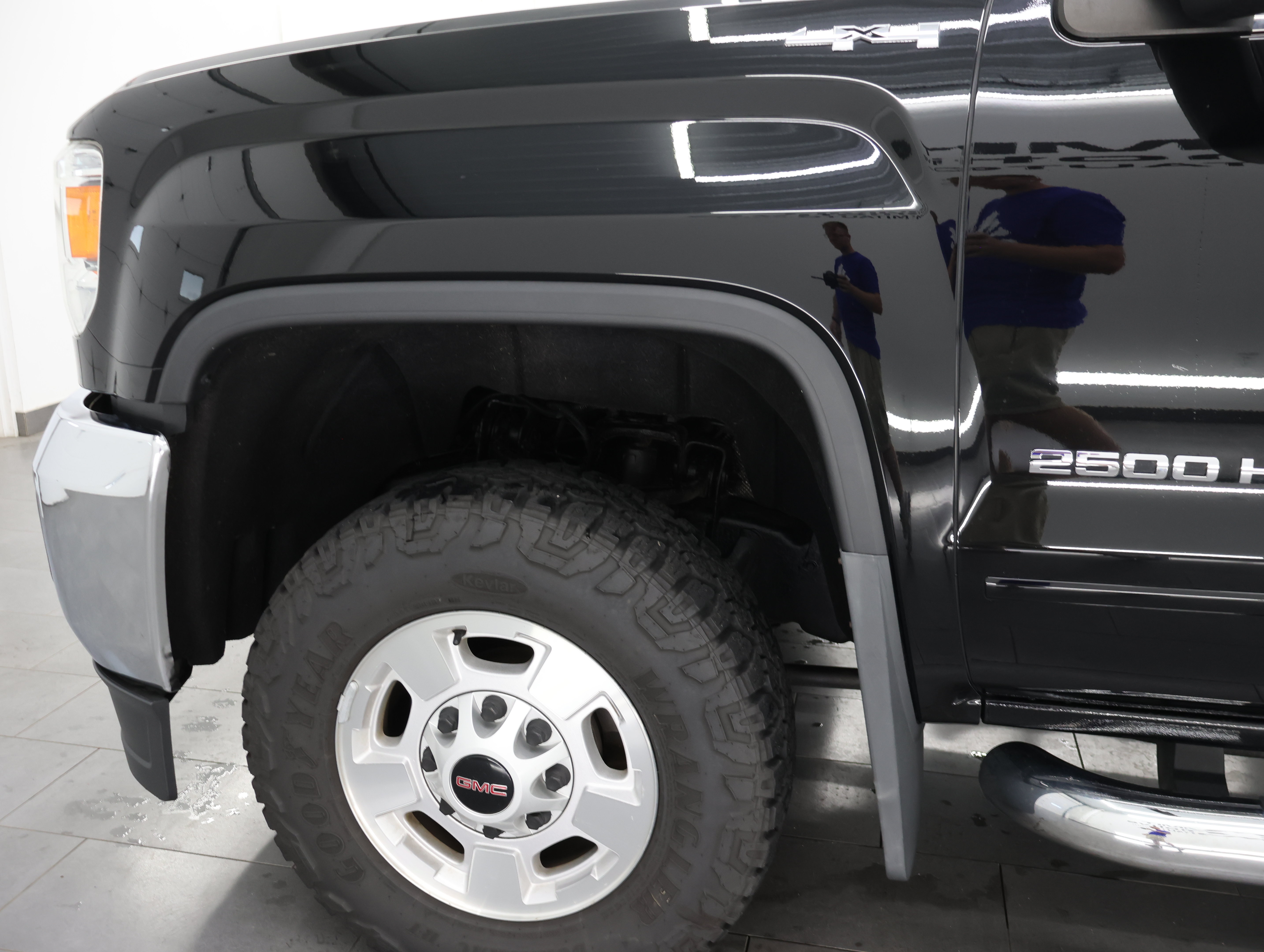 Used 2018 GMC Sierra 2500 SLE w/ HD SLE Preferred Plus Package AWD/4WD image 31