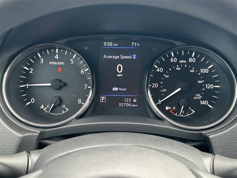 Used 2020 Nissan Rogue Sport SV image 32