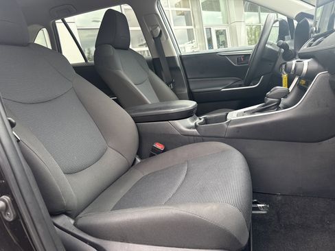 Certified 2025 Toyota RAV4 LE AWD/4WD image 26