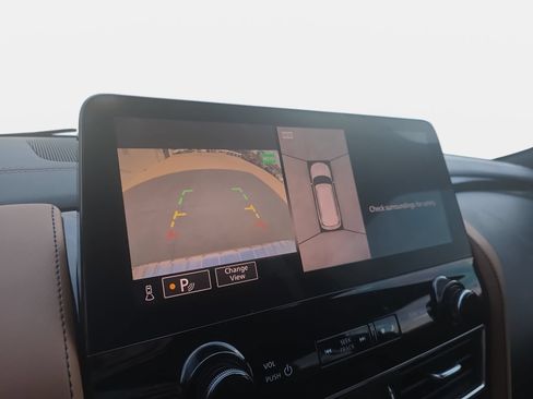 Certified 2024 INFINITI QX80 Sensory AWD/4WD image 23