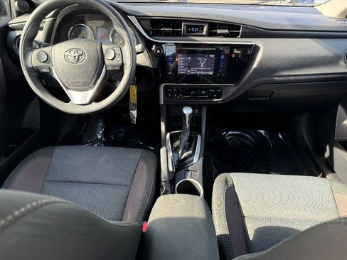 Used 2017 Toyota Corolla LE image 10