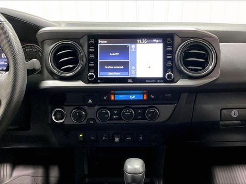 Certified 2022 Toyota Tacoma TRD Off-Road image 7