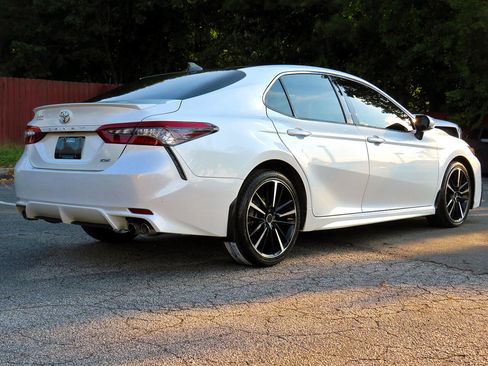 Used 2022 Toyota Camry XSE w/ Carpet Mat Package (TMS) image 7