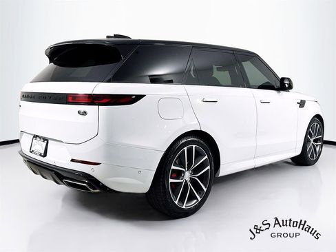 Used 2023 Land Rover Range Rover Sport SE Dynamic AWD/4WD image 7