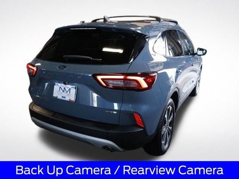 Certified 2023 Ford Escape Platinum w/ Premium Technology Package image 9