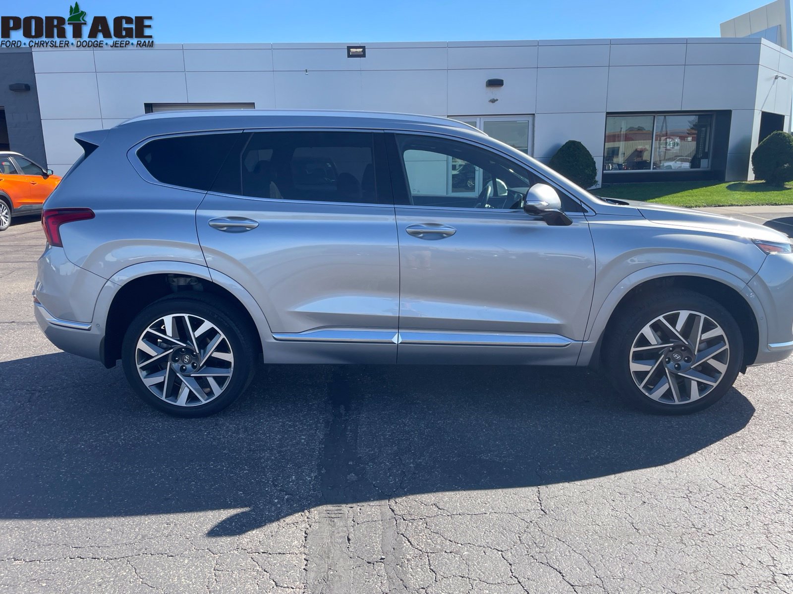 Used 2023 Hyundai Santa Fe Calligraphy AWD/4WD image 11
