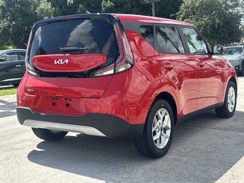 New 2025 Kia Soul LX w/ LX Technology Package image 6