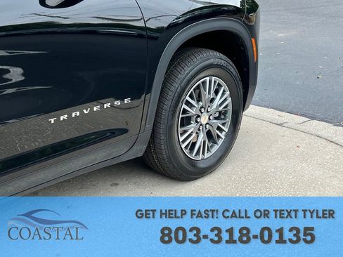 Used 2025 Chevrolet Traverse LT AWD/4WD image 31