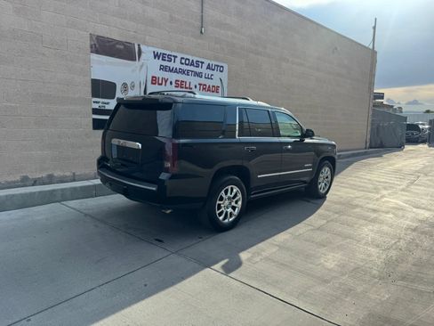 Used 2015 GMC Yukon Denali w/ Premium Package AWD/4WD image 3